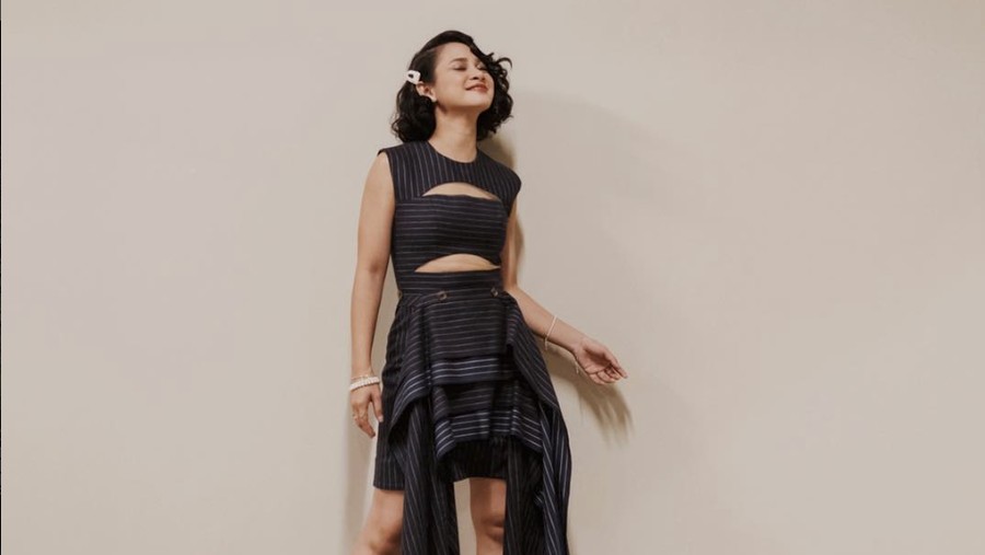 Andien memiliki alasan tersendiri membuat lagu Indahnya Dunia dalam versi bahasa Jepang.