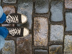 12 Cara Menghilangkan Bau Kaki dengan Mudah dan Efekif