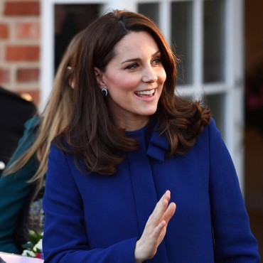 Gaun Sederhana Kate Middleton Jadi Perhatian
