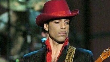Kenang Sang Legenda, Karya Prince Akan Difilmkan