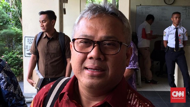 Menanggapi capres 02 Prabowo Subianto, Ketua KPU Arief Budiman menegaskan putusan MK terkait sengketa Pilpres 2019 sudah final dan mengikat untuk semua pihak.