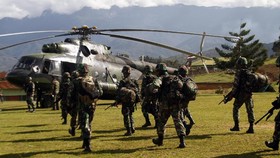 TPNPB Klaim Curi 11 Senjata dari Lokasi Jatuh Heli Mi-17