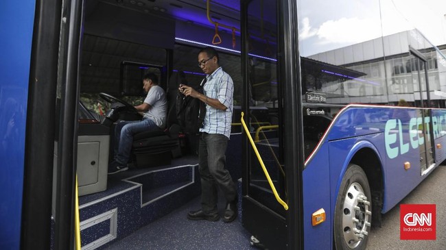 Bakrie Autopart menggandeng perusahaan bus asal China, BYD untuk pengadaan bisnis bus listrik armada Transjakarta.