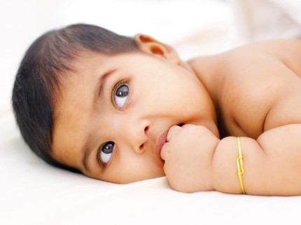 20 Nama Bayi Laki-laki Terinspirasi dari Personel Band