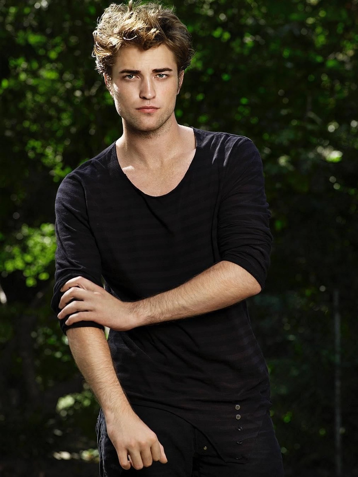 Bekerja sebagai publik figur tak menjamin seseorang memiliki kebiasan yang baik&period; Seperti enam artis hollywood ini yang punya kebiasaan buruk&period;