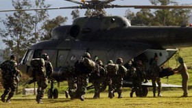 Personel TNI yang Tewas di Papua Dievakuasi ke Makassar