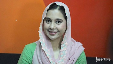 Terpopuler: Ayu Azhari LDR hingga Syahrini Nyanyi Bareng Reino