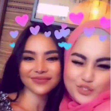 Cerita Dhawiya soal Jennifer Dunn Rajin Puasa dan Salat