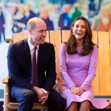 Belaian Sayang Pangeran William Ditanggapi Dingin oleh Kate Middleton