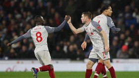 Liverpool Menang, Chelsea Kalah di Liga Inggris