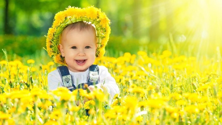 Bunda ingin memberi nama bayi yang terinspirasi dari musim semi? Bisa lihat daftar nama-nama bayi ini ya.