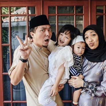 Istri Ananda Omesh Umumkan Hamil Anak Ketiga, Putri Sulung: Oh My God!