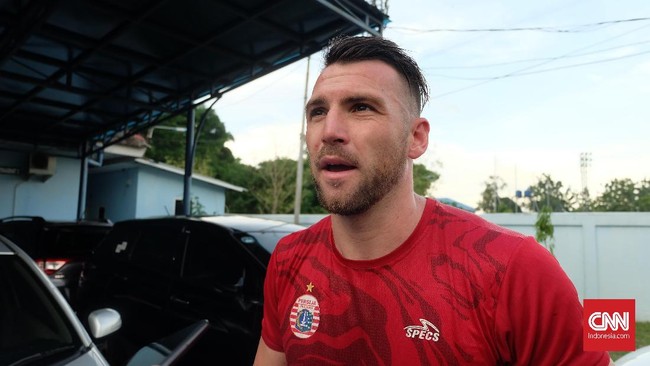 Striker Persija Jakarta Marko Simic menjalani sidang pada pengadilan di Sydney, Australia, beberapa jam sebelum laga Liga Champions Asia melawan Newcastle Jets.