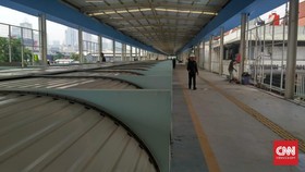 Menengok Skybridge Tanah Abang Sebelum Resmi Digunakan