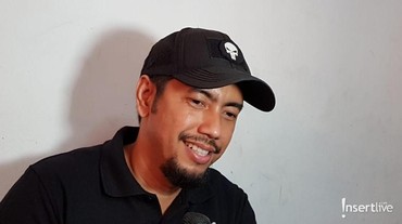img-title Heboh Foto Ciuman Diduga Sunan Kalijaga & Denise, Istri Buka Suara