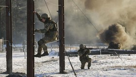 FOTO: Pemanasan Militer Ukraina Sebelum Menghadapi Rusia
