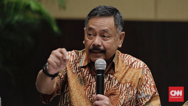 Persatuan Purnawirawan TNI AD (PPAD) menilai operasi militer di Papua tidak selalu dengan senjata, tetapi pemikiran KKB juga perlu ditumpas.