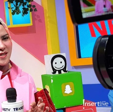 Senyum Semringah Angel Lelga Pasca Resmi Menjada