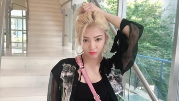Tampil di HUT Transmedia, Hyoyeon Sapa Indonesia