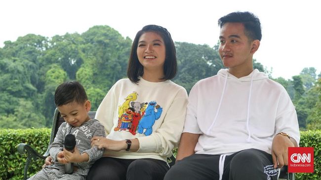 Gibran Rakabuming Raka menjadi incaran netizen gara-gara perawatan kulit glowingnya. Tapi apa benar pria butuh perawatan kulit? 