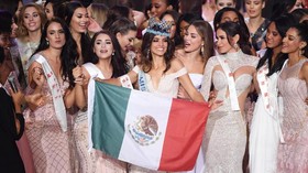 FOTO: Semringah Model Meksiko Raih Miss World 2018