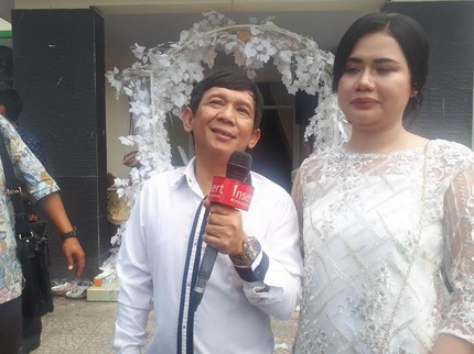 Komedian Ginanjar akan Nikahi Gadis 32 Tahun Lebih Muda