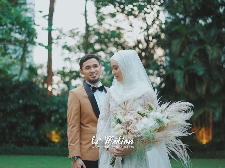 Gaya Foto Prewedding Di Pelaminan - gaya foto