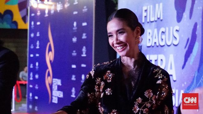 Mengadaptasi film sukses Korea 'Sunny', Miles Film resmi mengumumkan para pemeran untuk film 'Bebas'.