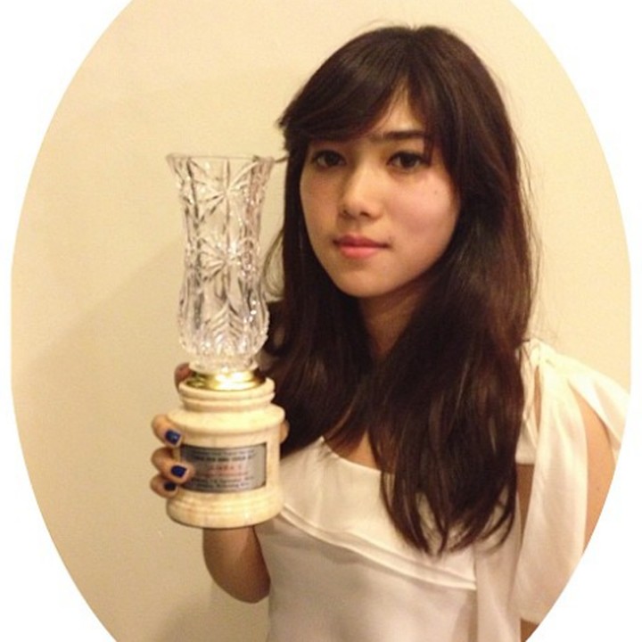 <p>Pada 2013, Isyana meraih 1st winner of Tembang Puitik Ananda Sukarlan National Competition 2013 kategori Professional. (Foto: Instagram @isyanasarasvati)</p>