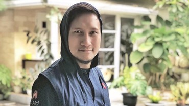 img-title Disentil Desta Cs, Unggahan Kelaparan Arie Untung Dituduh Hasil Copas