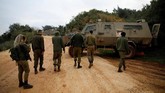 FOTO: Israel Hancurkan Terowongan Penyusup Hizbullah Israel dilaporkan memulai operasi penghancuran terowongan di perbatasan Libanon yang diduga dibangun kelompok Hizbullah untuk menyusup ke negaranya.