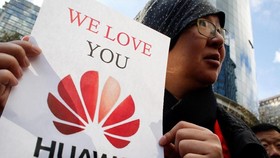 Perusahaan Batasi Karyawan Bahas Teknologi dengan Huawei