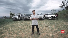 VIDEO: Adu Stabilitas Suspensi 4 SUV di Trek 'Offroad'