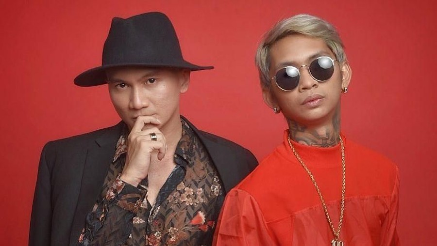 Gandeng Anji, Young Lex: Kolaborasi yang Asyik Young Lex menggaet Anji dalam lagu terbarunya yang berjudul Flashback. Insertizen mau dengar lagu mereka seperti apa ? Yuk baca artikelnya!