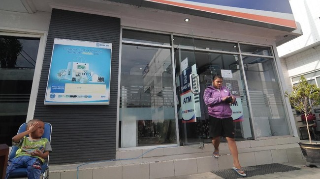 BRI menyebut perampokan kantor cabang Tangerang terjadi pada Selasa (30/3) dini hari, saat vendor mengisi mesin ATM.