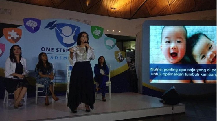 Cara Dukung Pertumbuhan Si Kecil Agar Ia Jadi Selangkah ...
