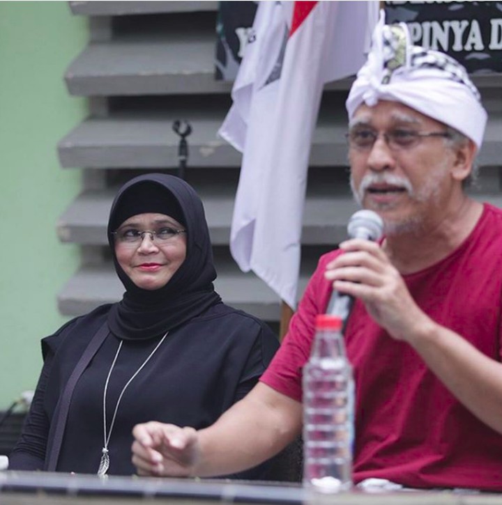 Momen Kehangatan Cinta Iwan Fals dan Istri Sang Pujaan ...