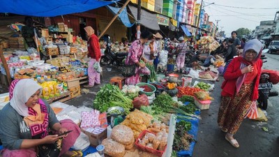 img-title FOTO: Aktivitas Ekonomi Palu Mulai Menggeliat
