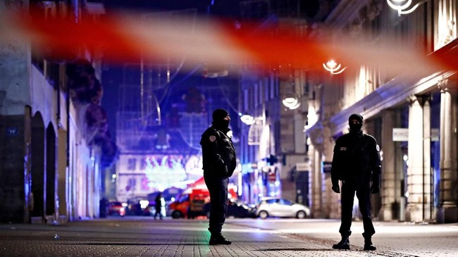 ISIS mengklaim bertanggung jawab atas penembakan di pasar Natal di Strasbourg, Prancis, yang menewaskan tiga orang dan melukai belasan lainnya.