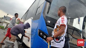 Dirut Minta Oknum Fan Persija Pencoret Transjakarta Ditemukan