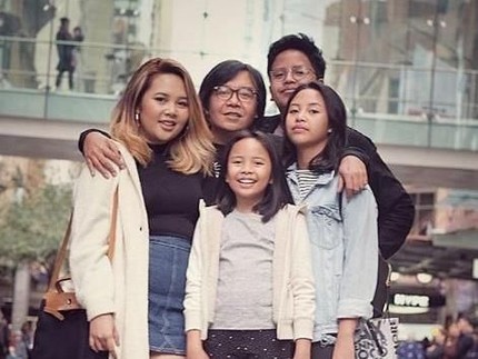 Romantis, Ungkapan Cinta Ari Lasso di Ultah Sang Istri