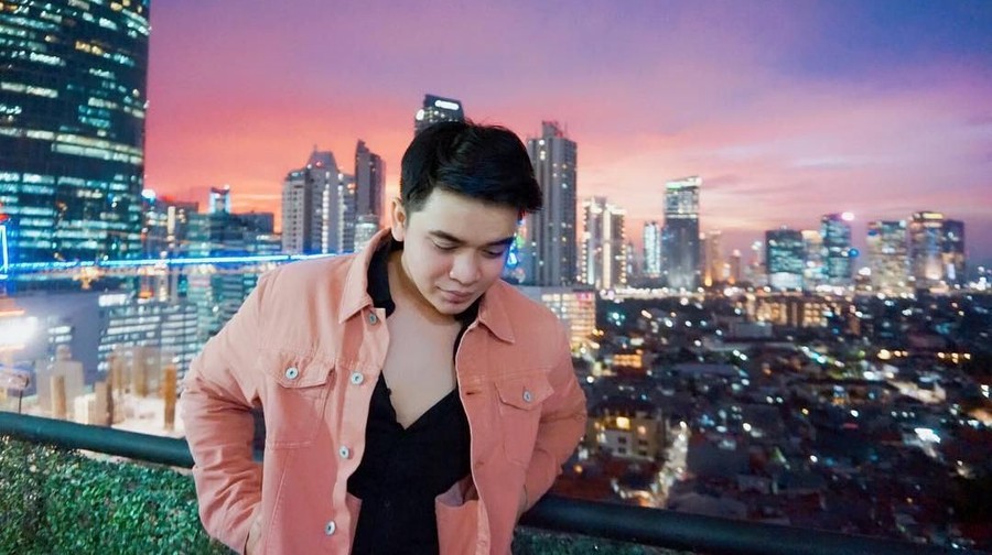 Pesan Olga Syahputra yang Diingat Billy hingga Sekarang Tiga tahun sejak kematian komedian, Olga Syahputra. Ada pesan yang masih diingat oleh sang adik, Billy Syahputra, yang mengantarkannya ke puncak kesuksesan.
