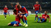 FOTO: Real Madrid Telan Kekalahan Terburuk di Liga Champions Real Madrid mencatatkan rekor kekalahan terburuk di kandang sepanjang keikutsertaan di kompetisi Eropa usai kalah 0-3 dari CSKA Moskow di Liga Champions.