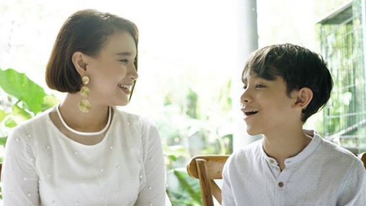 Anak semata wayang Rossa berikan pesan jika sang ibu ingin menikah lagi.
