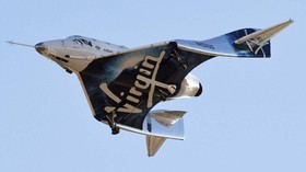 Perdana, Virgin Galactic Bawa Pernumpang Manusia ke Antariksa
