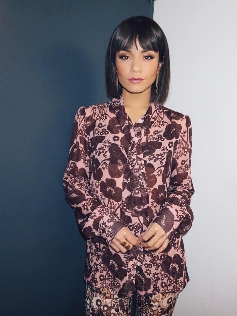 Aktris sekaligus penyanyi cantik, Vannesa Hudgens, tengah merayakan ulang tahunnya yang ke-30. Yuk lihat paras cantik pemeran High School Musical ini.