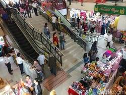 Ada Pedagang Positif COVID-19, 1 Blok di Pasar Baru Bandung Ditutup