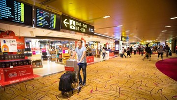Bandara Changi Dikritik Turis soal Lantai Berkarpet, Respons Pakar Muncul