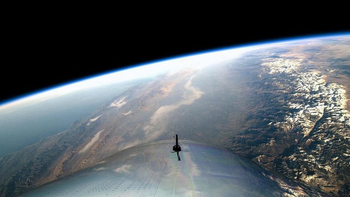 A view from the edge of space is seen from Virgin Galactic's manned space tourism rocket plane SpaceShipTwo during a space test flight over Mojave, California, U.S. December 13, 2018. Virgin Galactic/Handout via REUTERS.  ATTENTION EDITORS - THIS IMAGE WAS PROVIDED BY A THIRD PARTY. NO ARCHIVES, NO SALES.