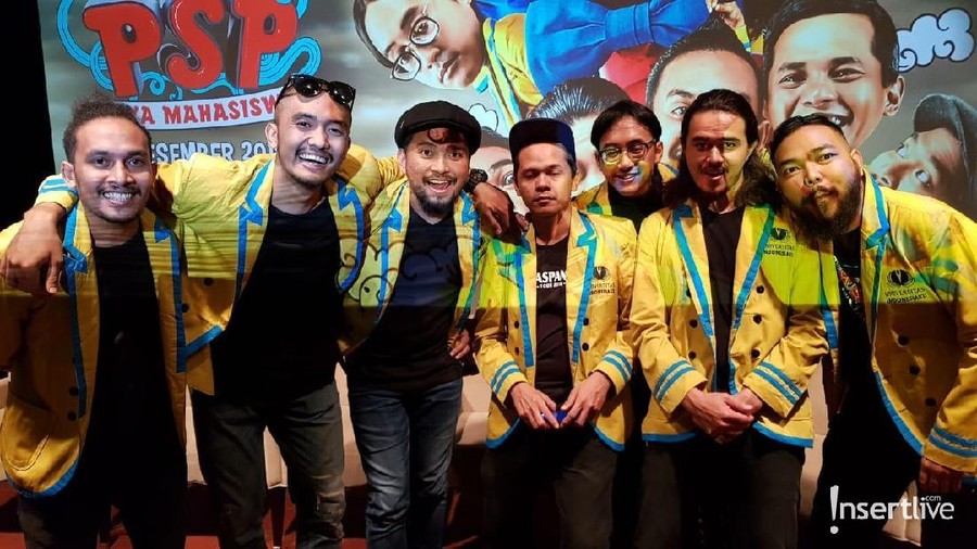 Nama grup musik dangdut, OM PSP, sempat tenar pada era 1970-an. Kisah mereka pun kini diangkat ke layar lebar, dengan judul PSP Gaya Mahasiswa.